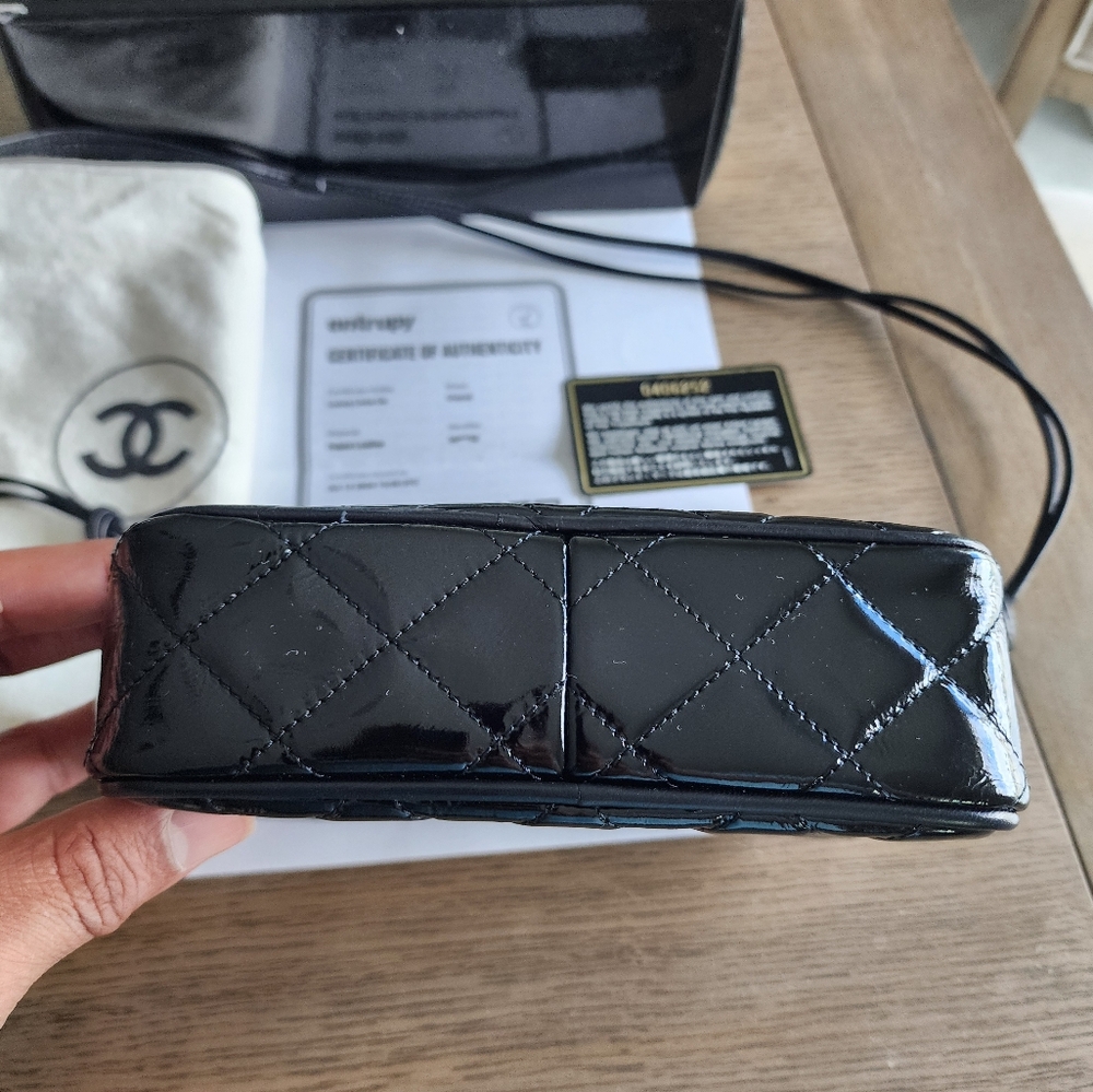 BABY CAMARA CHANEL BAG - Picture 10 of 16